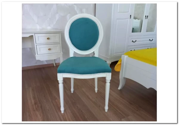 Стул Рамито точеные ноги